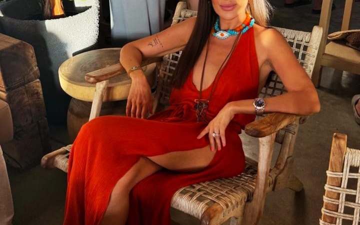 YORUM YAZAMIYORUZ NUTKUMUZ TUTULDU!