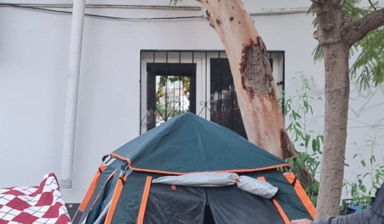 BOSTANLI’DA EVSİZ ÇİFTİN DRAMI