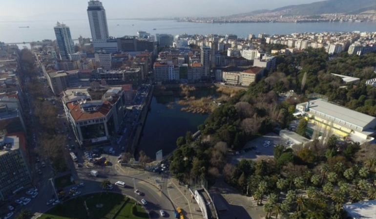 BASMAHANE ÇUKURU ISRARI, BİR BETON SEVDASI