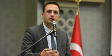 bornova-belediye-baskani-omer-eski-partili-olmanin-gururunu-orgutumuze-yasatacagiz