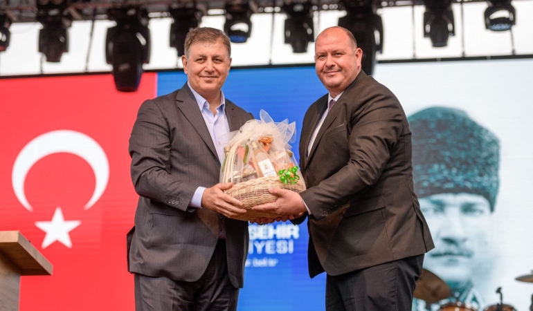 Sayın Tugay Gelecek Yıl Ne Yapacaksınız?