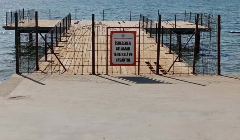 ÖZDERE SAHİLİNDE BULUNAN İSKELE!!!