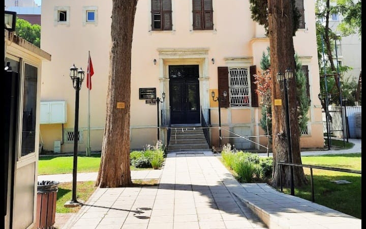 Behice hanım kütüphaneyi niye kapattınız, derdiniz nedir?