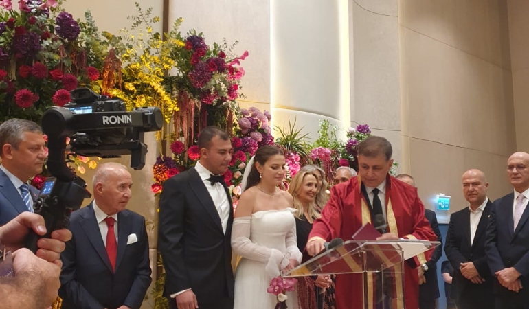 BİR EVLİLİK, BİR YARGILAMA!!!